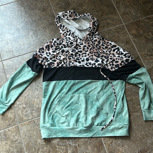 Leopard and Green Hoodie - Picture 1 of 2